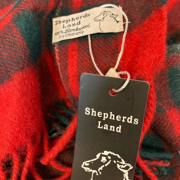 SHEPHERDS LAMB 100% Cashmere  Red Green Scarf NWT - Picture 2 of 6